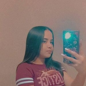 Meet your Posher, Dania